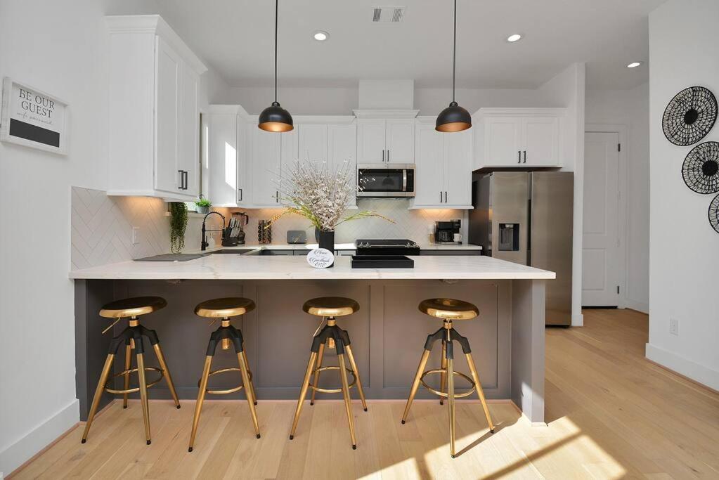 Blissful Getaway Home With Hot Tub & Backyard Near Downtown Houston Dış mekan fotoğraf